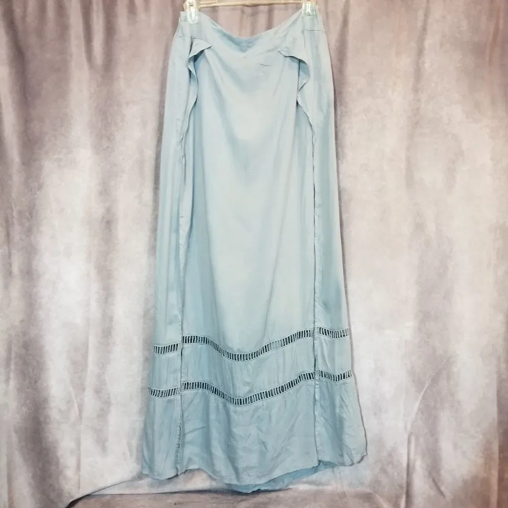 BoHome Collection Split Side Skirt Size Small - Picture 2 of 5